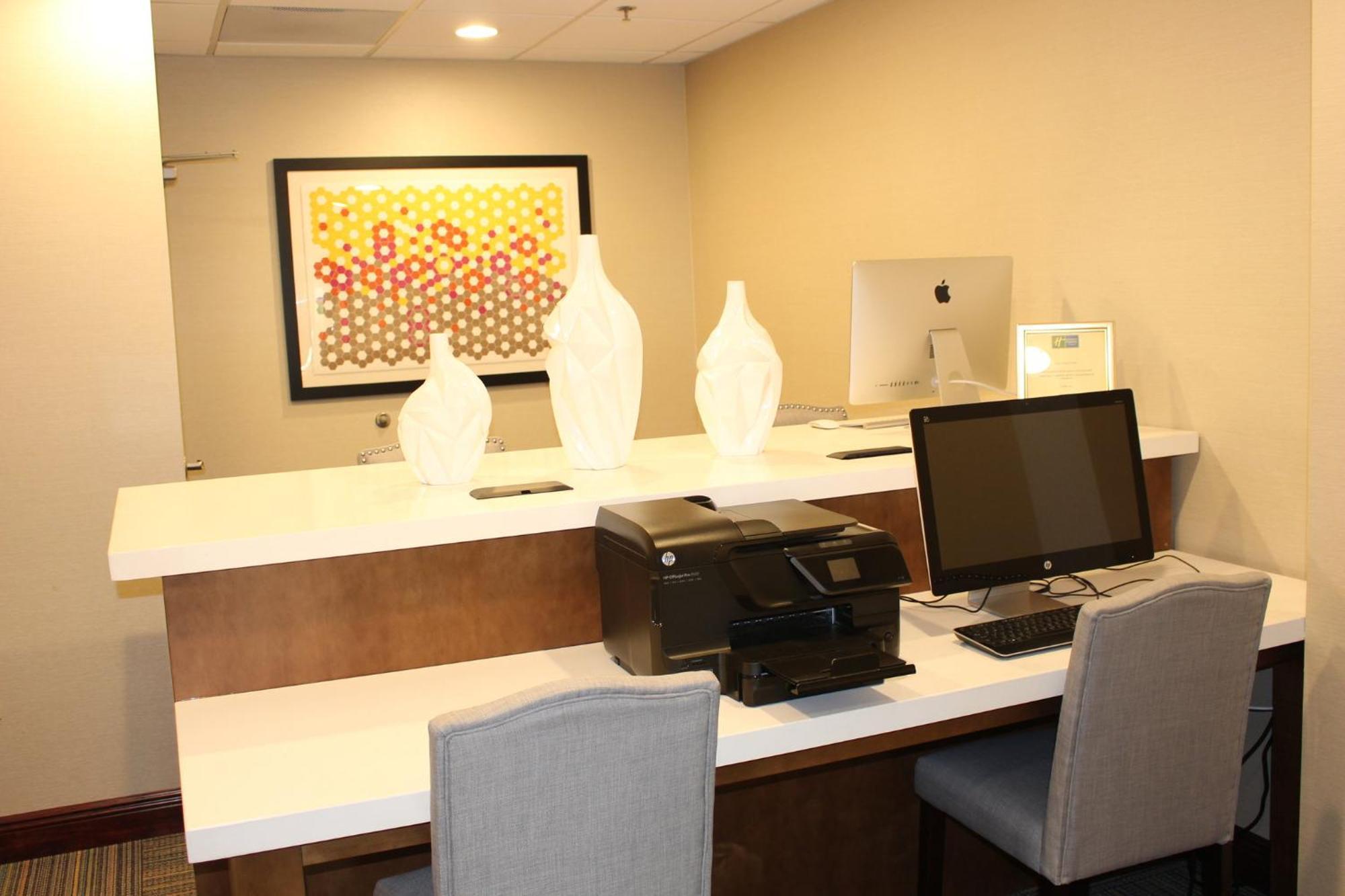 Holiday Inn Express & Suites Mobile West I-10 By Ihg Тилманс-Корнер Экстерьер фото